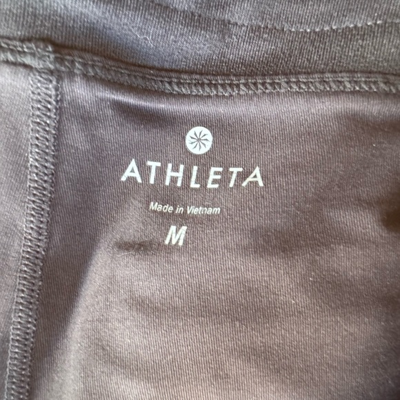 Athleta Mini Skirt/Skort with pockets size M - Picture 4 of 5